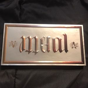 KVD Metal Matte Mini Eyeshadow Palette